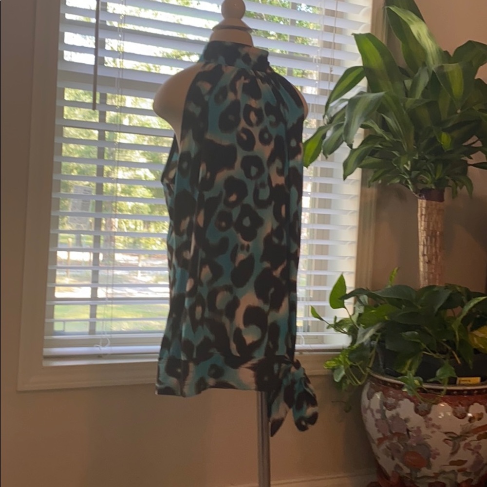 Michael Kors dress shirt - Small petite